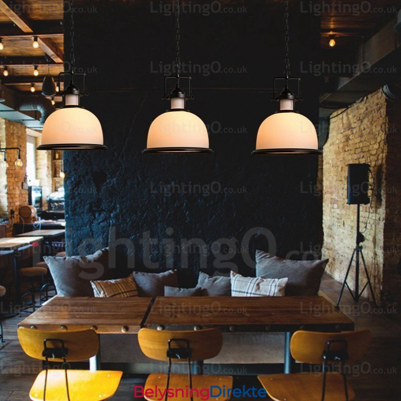 Landlig Rustik Pendellampe Med 1 Lys Og Glassskjerm