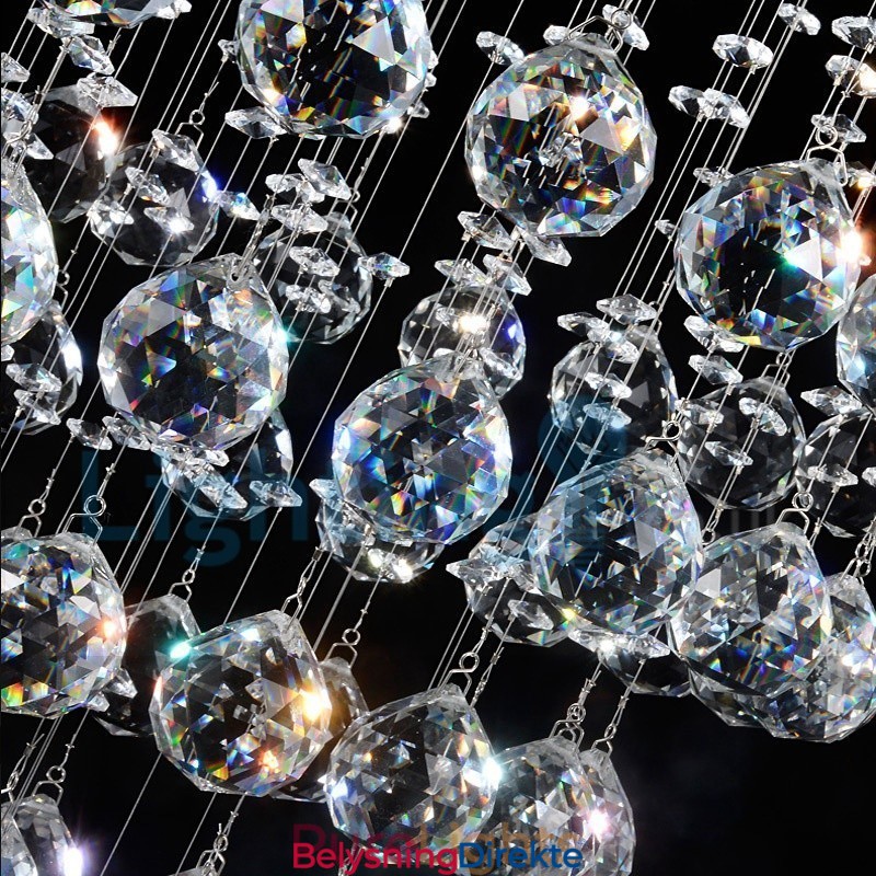 Moderne, Samtidskrone, Innfelt Anheng, Krystallregndråpelys