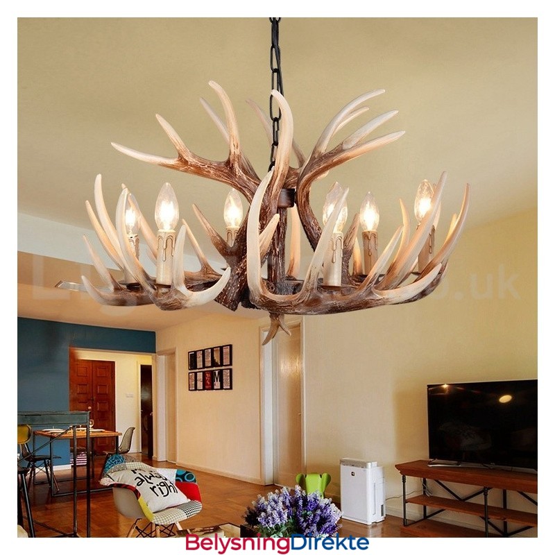 Rustikk Kunstnerisk Retro Lysekrone Med Gevir Og 6 Lys