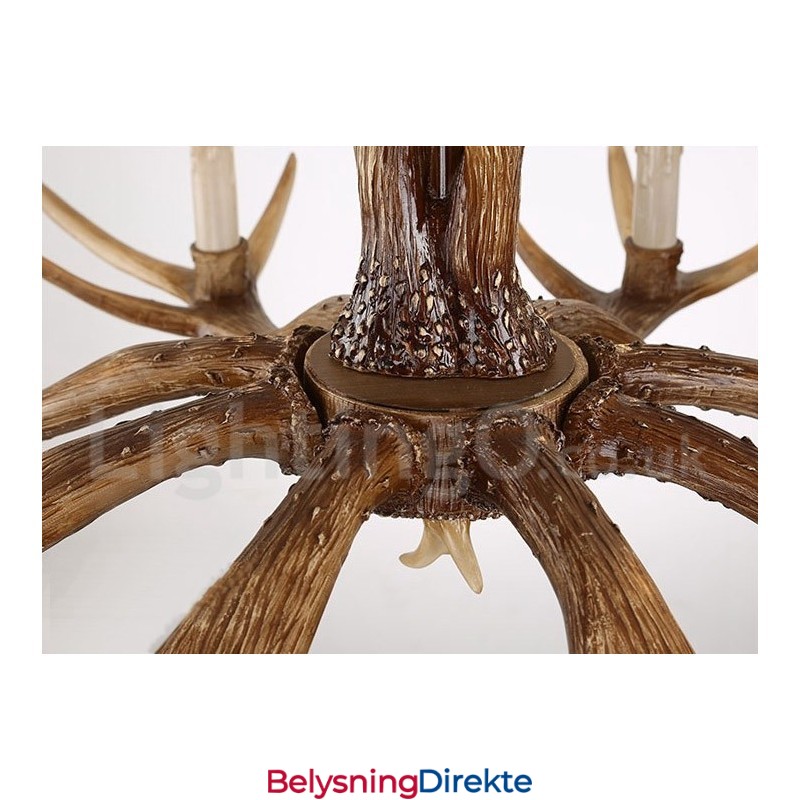 Rustikk Kunstnerisk Retro Lysekrone Med Gevir Og 8 Lys