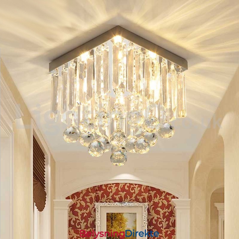 Moderne Firkantede Krystalllamper I Innfelt Form