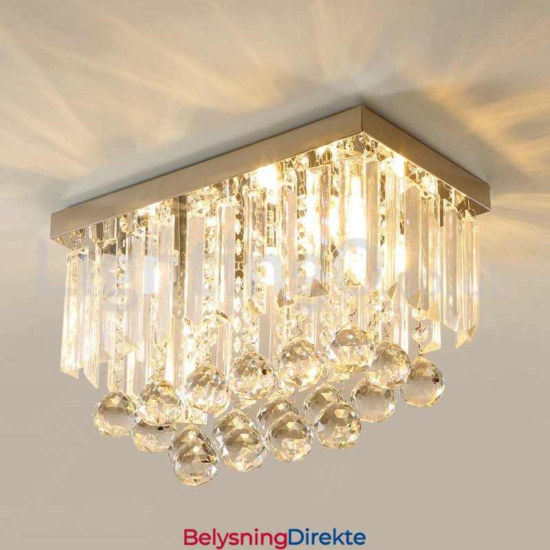 Moderne Firkantede Krystalllamper I Innfelt Form