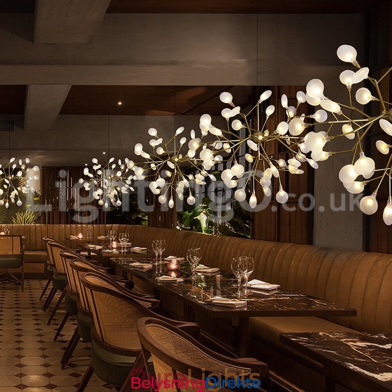 Postmoderne Fireflies-Lysekrone