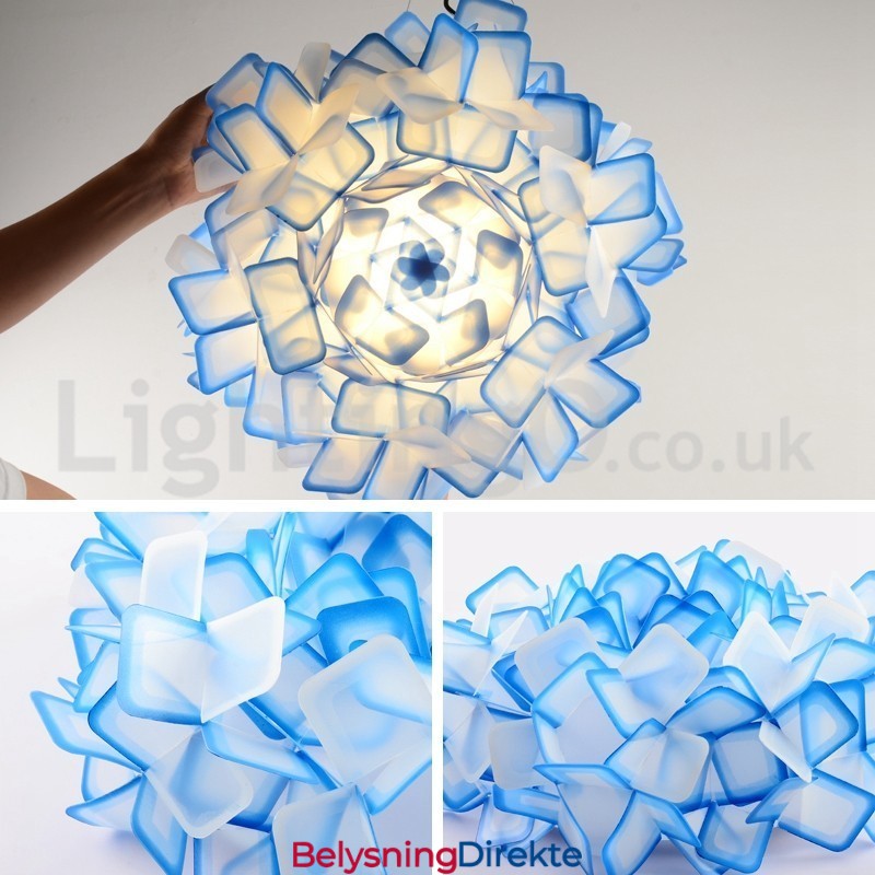 Moderne Lyskilde Med Tre Farger Og Innfelt Taklamper