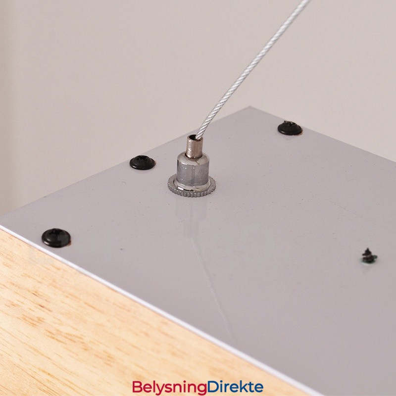 Moderne, Lang Pendellampe I Tre