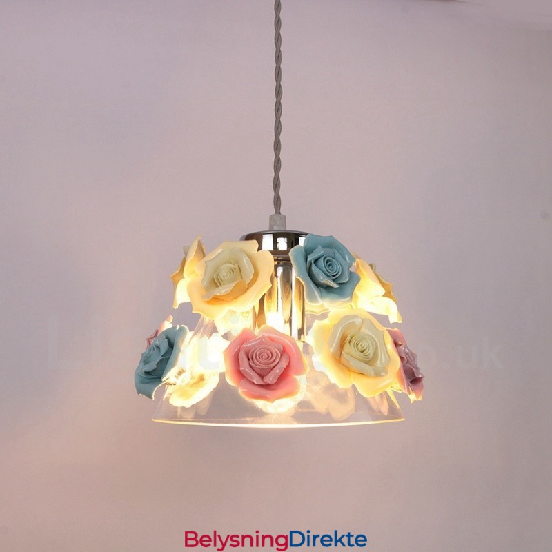 Flerfarget Blomstermakro-Taklampe Med Glassskjerm