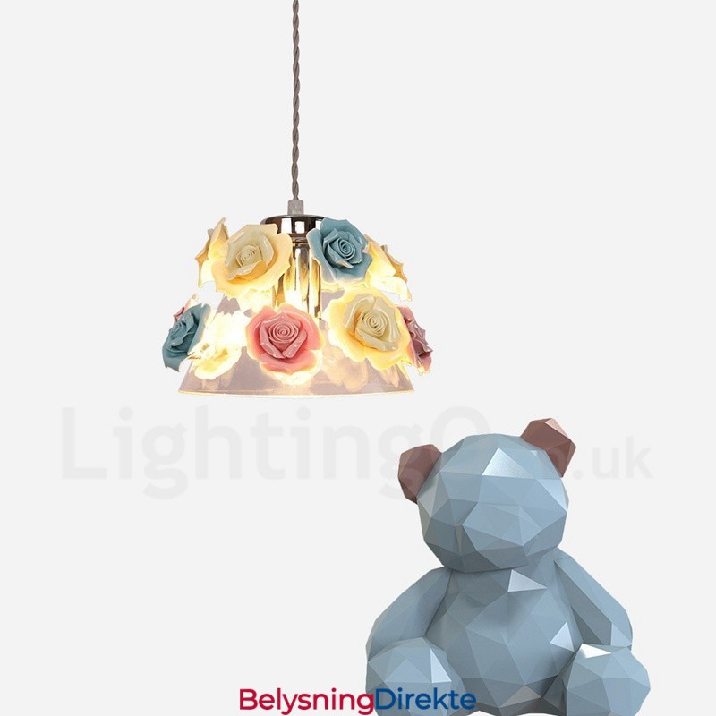 Flerfarget Blomstermakro-Taklampe Med Glassskjerm