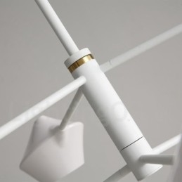 Moderne, Samtidskunstnerisk Rørlysekrone Med Hvite, Svarte Akrylskjermer