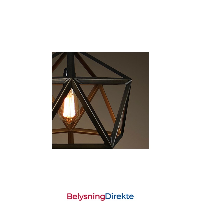 Rustikk Lysekrone I Metall I Vintagestil