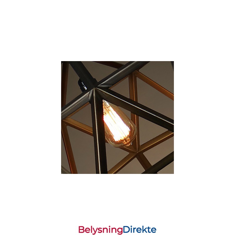 Rustikk Lysekrone I Metall I Vintagestil