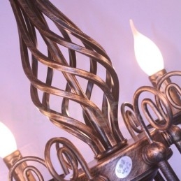 Rustikk Retro Vintage Lysekrone Med 6 Lys, Svart Og Hvitt