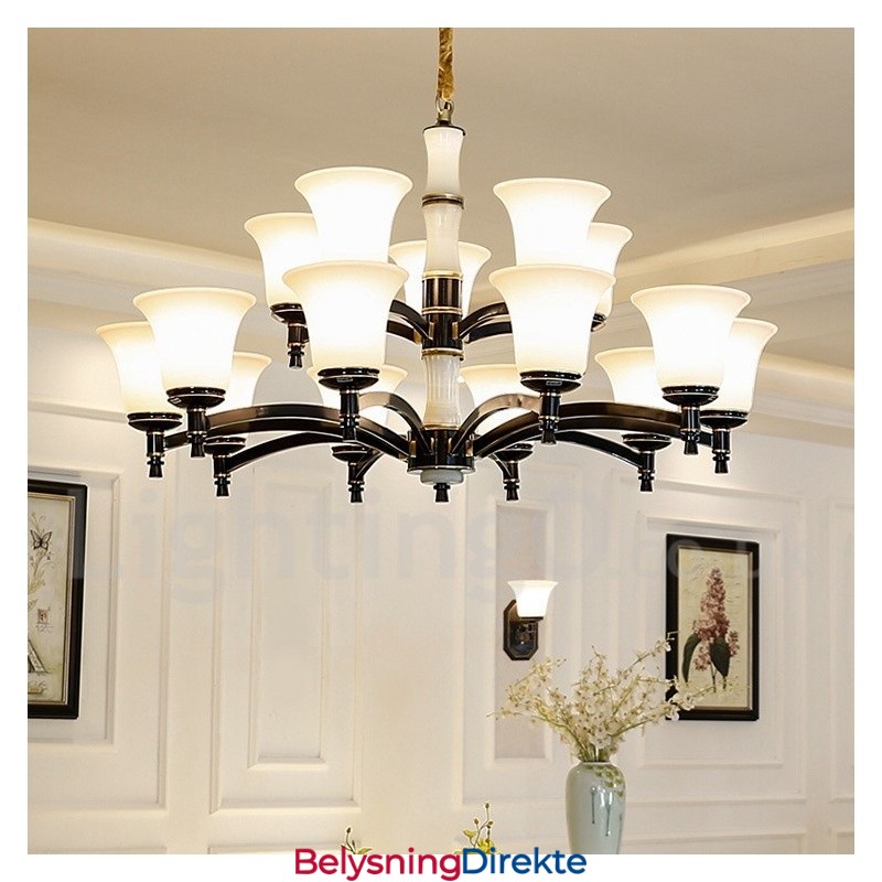 Luksuriøs Rustikk Retro Vintage Messing Stein Anhengslysekrone Med Glassskjermer I Ren Messing