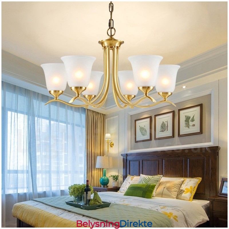 Luksuriøs Rustikk Retro Vintage Messing Anhengslysekrone Med Glassskjermer