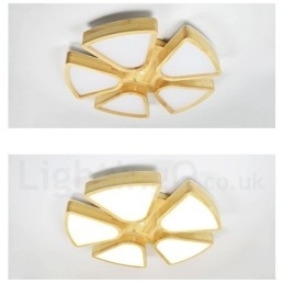 Taklampe I Treblad Med Akrylskjerm I Nordisk Stil