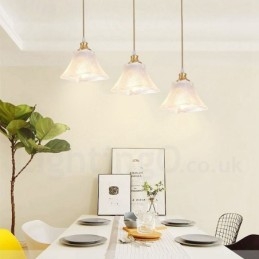 Rustikk Pendellampe I Nordisk Stil I Ren Messing Med Glassskjerm