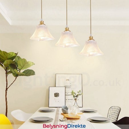 Rustikk Pendellampe I Nordisk Stil I Ren Messing Med Glassskjerm
