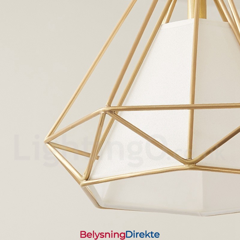 Rustikk Pendellampe I Nordisk Stil I Ren Messing Med Stoffskjerm