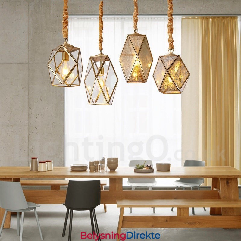 Rustikk Pendellampe I Nordisk Stil I Ren Messing Med Glassskjerm