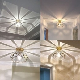 Rustikk Taklampe I Nordisk Stil I Ren Messing Med Glassskjerm