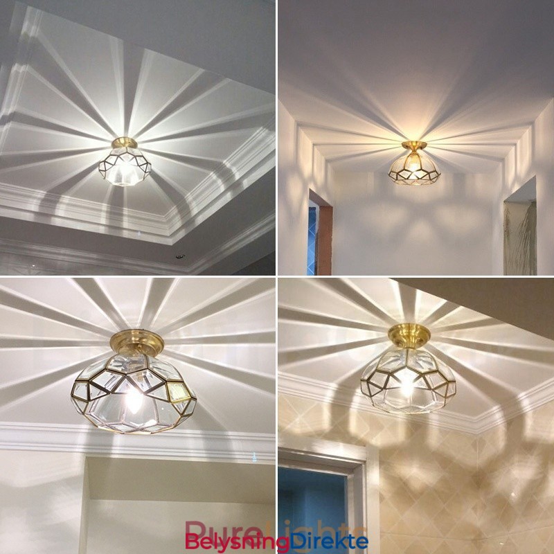 Rustikk Taklampe I Nordisk Stil I Ren Messing Med Glassskjerm