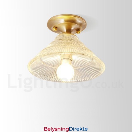 Rustikk Taklampe I Nordisk Stil I Ren Messing Med Glassskjerm