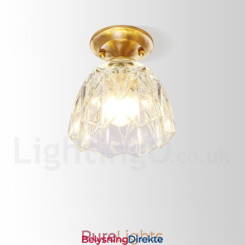 Rustikk Taklampe I Nordisk Stil I Ren Messing Med Glassskjerm