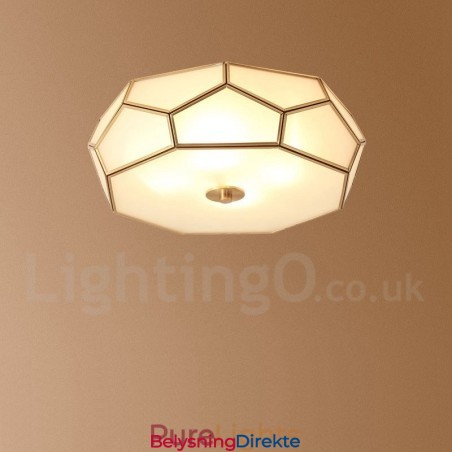 Rustikk Taklampe I Nordisk Stil I Ren Messing Med Glassskjerm