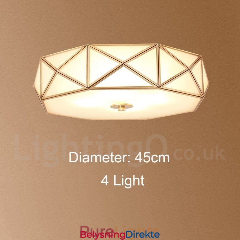 Rustikk Taklampe I Nordisk Stil I Ren Messing Med Glassskjerm