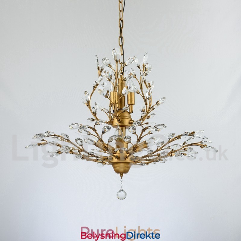 Krystalljernslysekrone Med Moderne Krystallbelysning