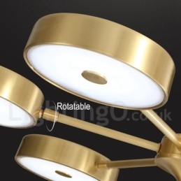 Roterbar Lysekrone I Ren Messing Med Rustikk Lodge Og Akrylskjermer