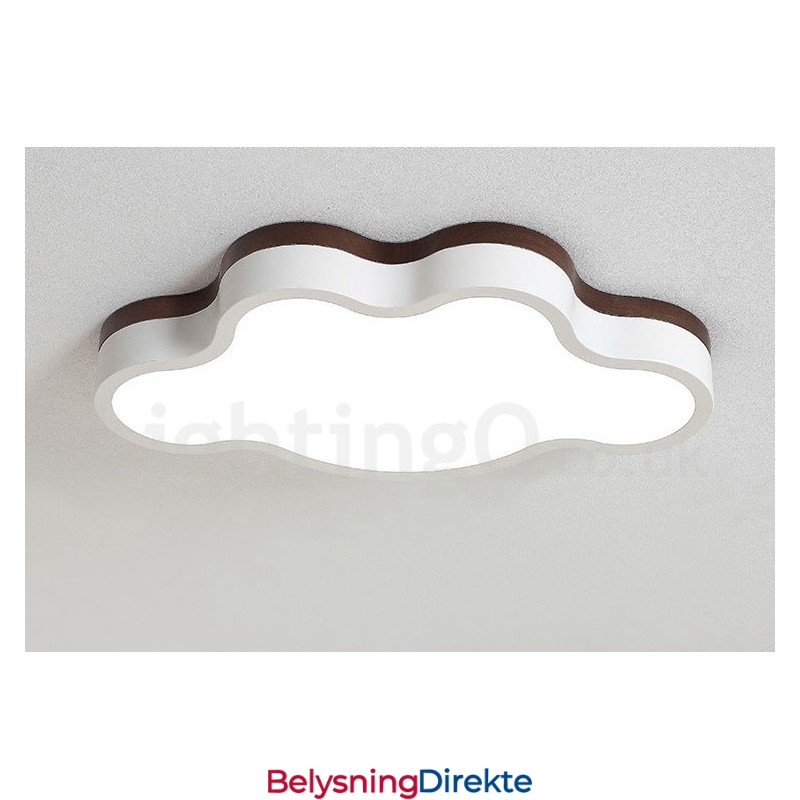 Retro Trelampe I Stål Med Treverk Og Taklampe For Barn