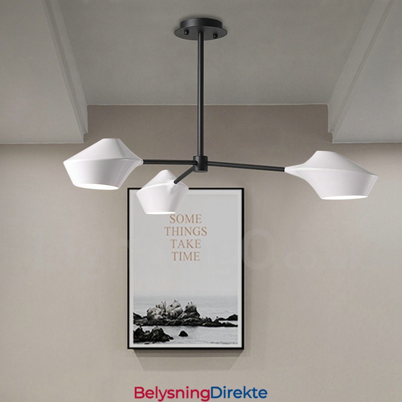 Lineær Retro Lysekrone Med 3 Lys Med Akrylskjermer, Utendørs, Garasje