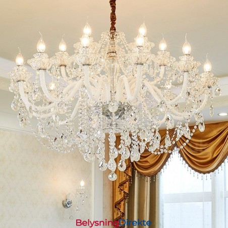 18 (12+6) Lysende Krystalllysekrone Med Hvite Armer