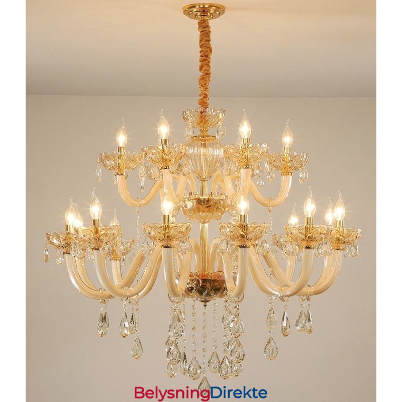 Elegant Krystalllysekrone Med 18 (12+6) Lys I Champagnefarge