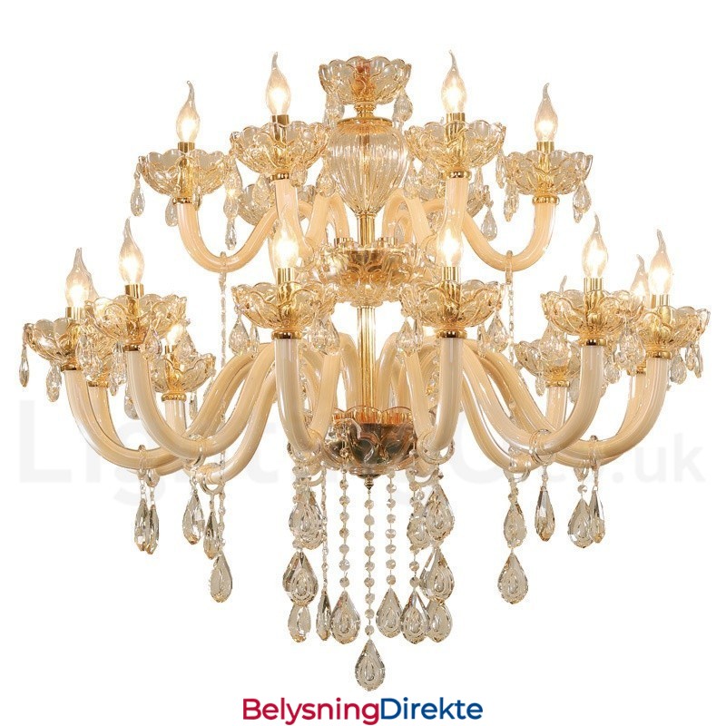 Elegant Krystalllysekrone Med 18 (12+6) Lys I Champagnefarge