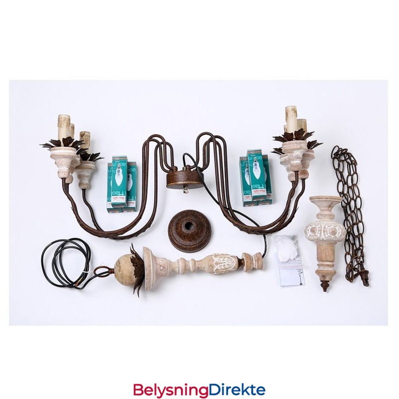 Landlig Vintage Lysekrone I Tre Med 6 Lys