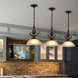 En Lysende Svart Rustikk Kunstnerisk Retro Antikk Pendellampe Med Glassskjerm