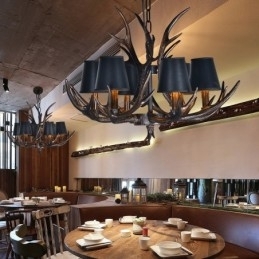 6 Lys Svart Rustikk Kunstnerisk Retro Gevir Antikk Lysekrone Med Skjermer