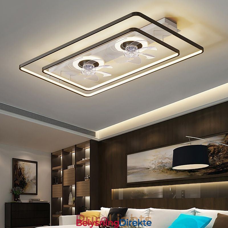Moderne Innfelt Takvifte Med Fjernkontroll Og Lys