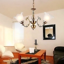 3 Hoder Med Europeisk Stilbelysning