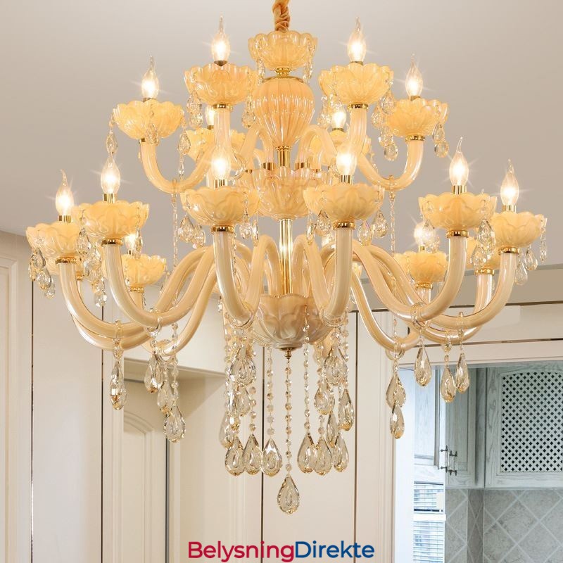 Luksuriøs Krystalllysekrone I Europeisk Konjakkfarget Taklampe Med Glasshus, Dobbelt Lag, 12+6 Lys