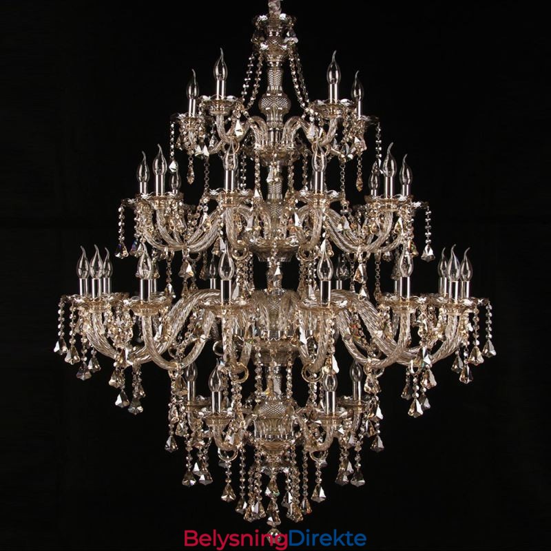 Krystalllysekrone I Konjakkfarget Taklampe Med 35 Lys