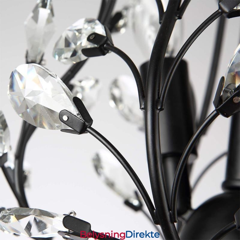 Svart Retro Lysekrone I Krystalltaklampe