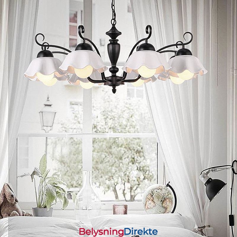 Nordisk Jernanhengslampe Blomsterformet Glasslampeskjerm Lysekrone