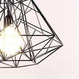 Moderne, Samtidskunstnerisk Krommetalllysekrone