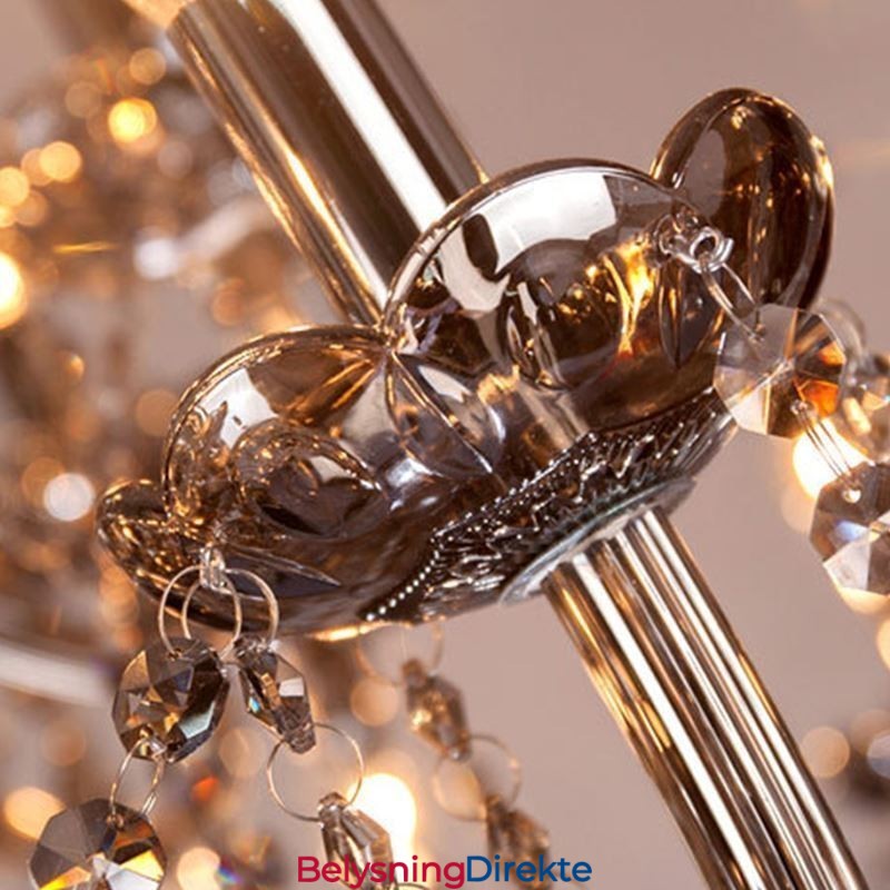 Elegant Krystalllysekrone I Europeisk Stil Med Glassanhengslampe