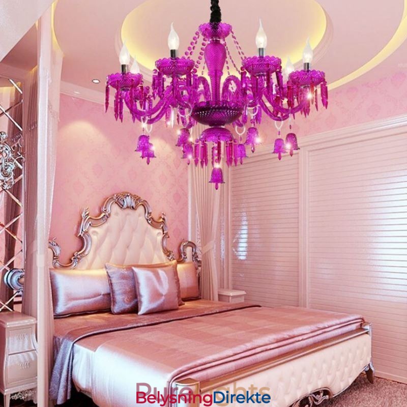 Europeisk Krystalllysekrone Med Ringklokker I Glass