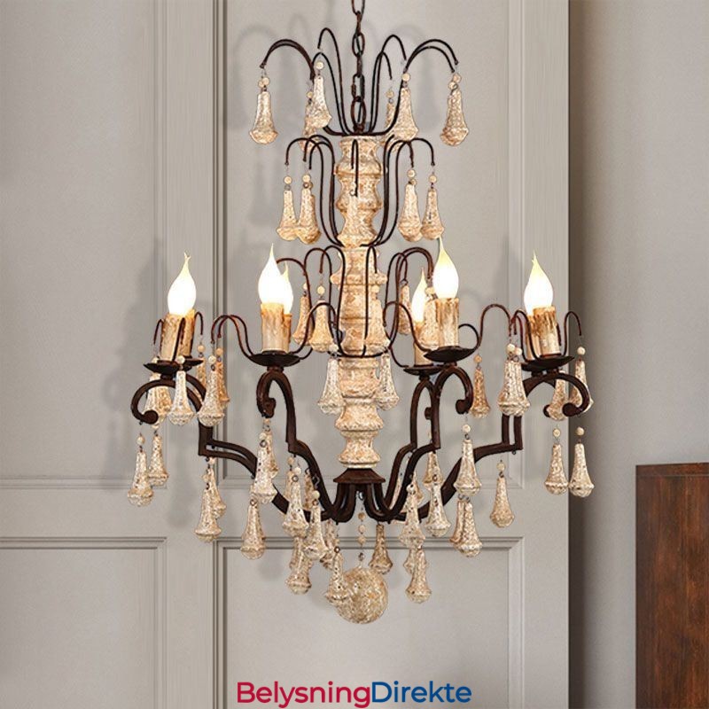 Elegant Lysekrone I Tre, Retrostil