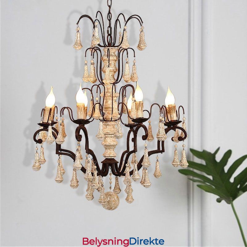 Elegant Lysekrone I Tre, Retrostil