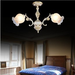 Hvite Tre Lys Europeisk Retro Klassisk